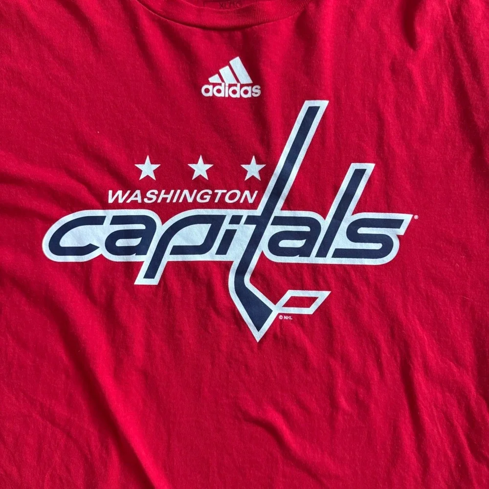Washington Capitals Short Sleeve T Shirt Adidas Red SIze XLarge‎ NHL Hockey